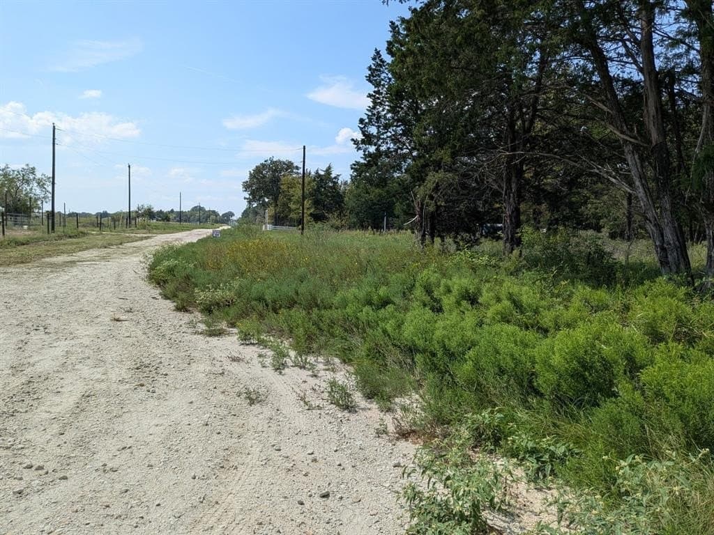 2.75 acres in Navarro County - photo 17