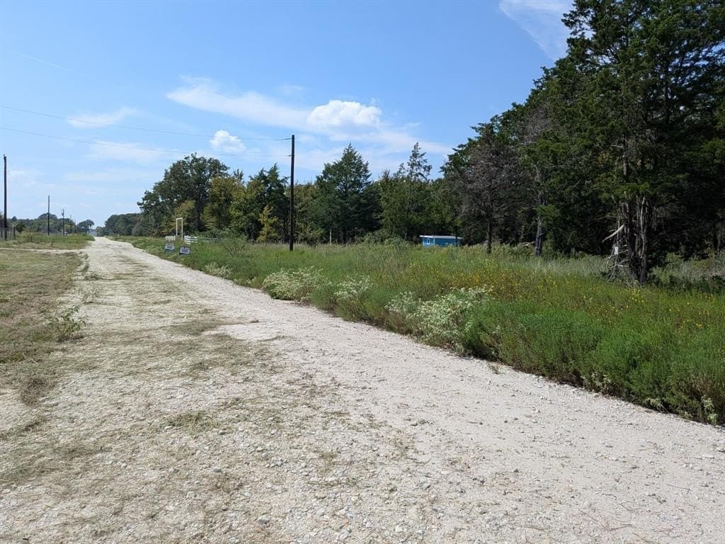 2.75 acres in Navarro County - photo 3