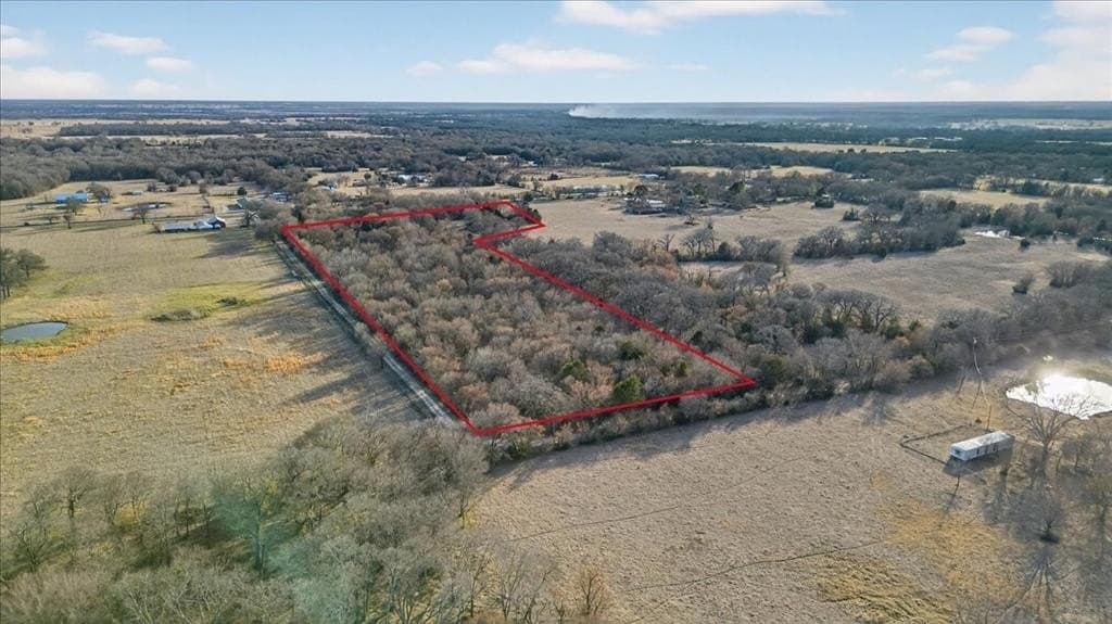 15.66 acres in Henderson County - photo 2