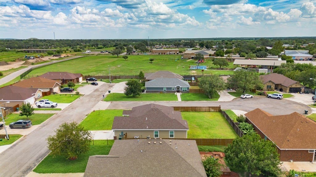 9,300 acres in Uvalde County - photo 48