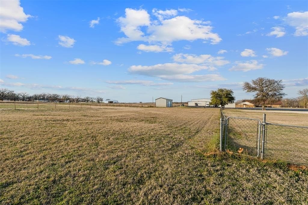 1.71 acres in Wise County - photo 8