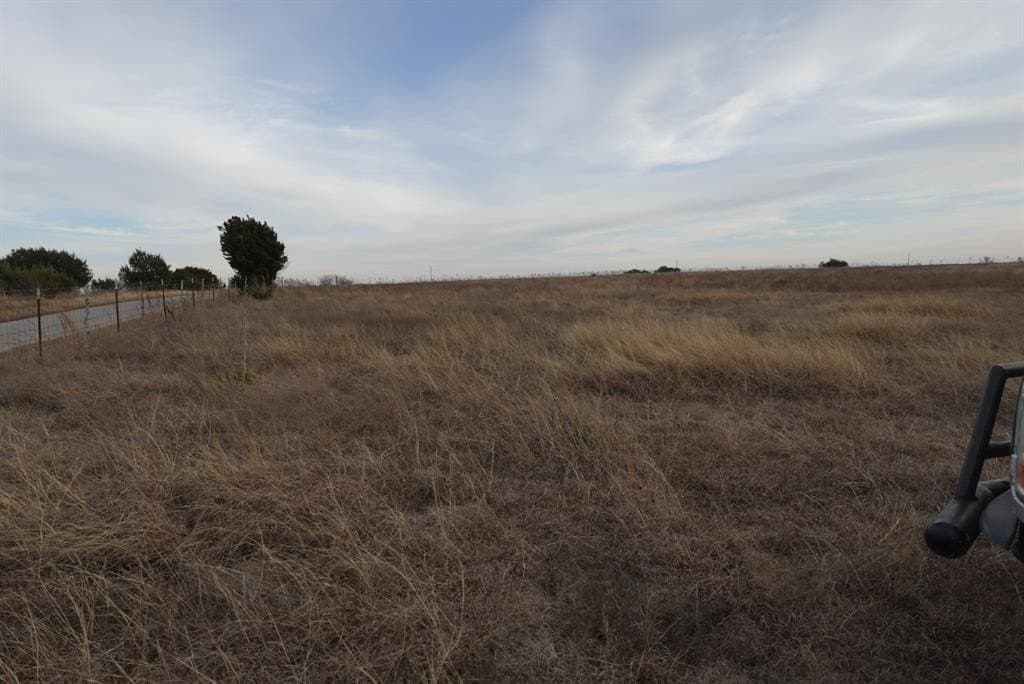 31.9 acres in Erath County - photo 2