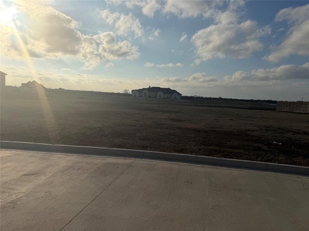 0.8 acres in McLennan County - photo 4