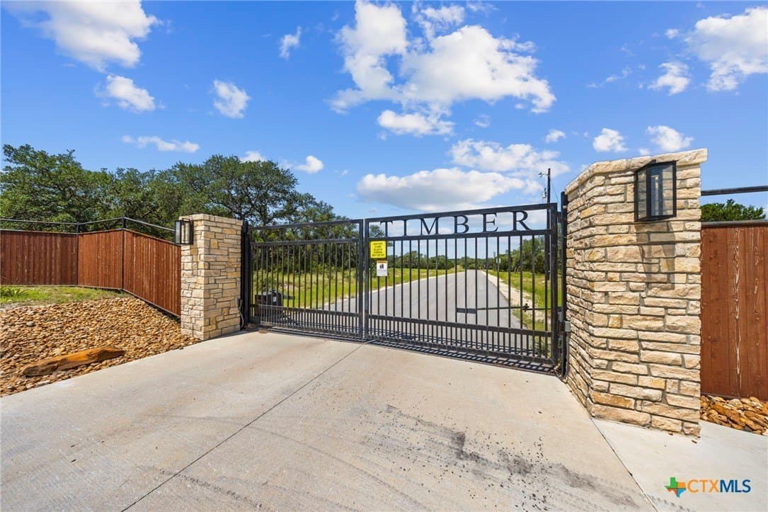 5.38 acres in Burnet County - photo 3