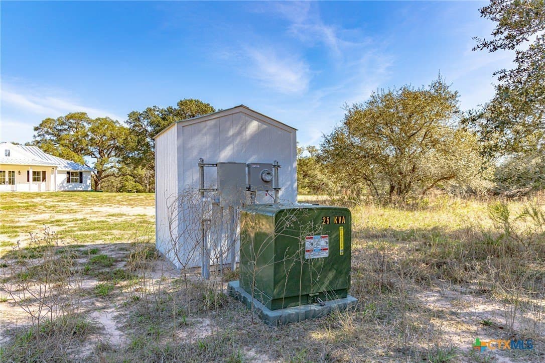 26.93 acres in Lavaca County - photo 12