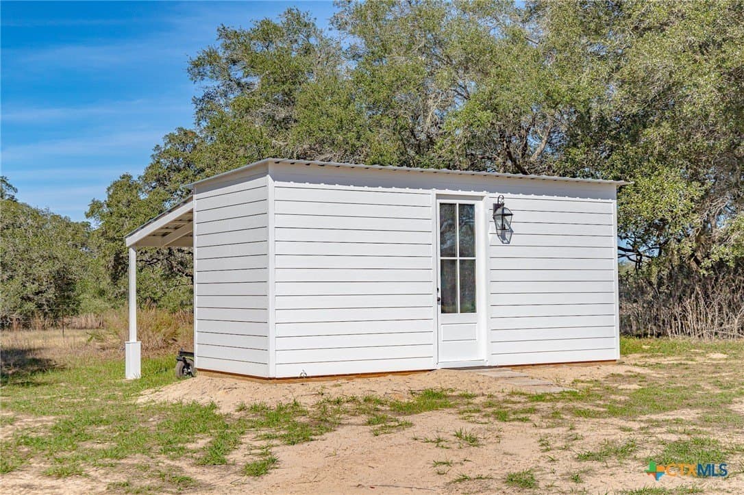 26.93 acres in Lavaca County - photo 14