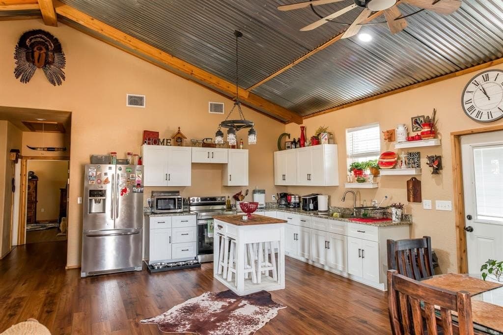 53.33 acres in Bosque County - photo 4