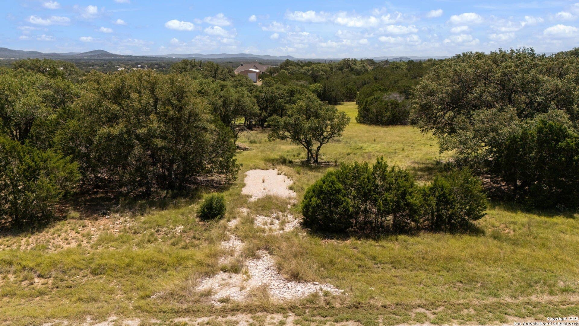 2 acres in Bandera County - photo 7