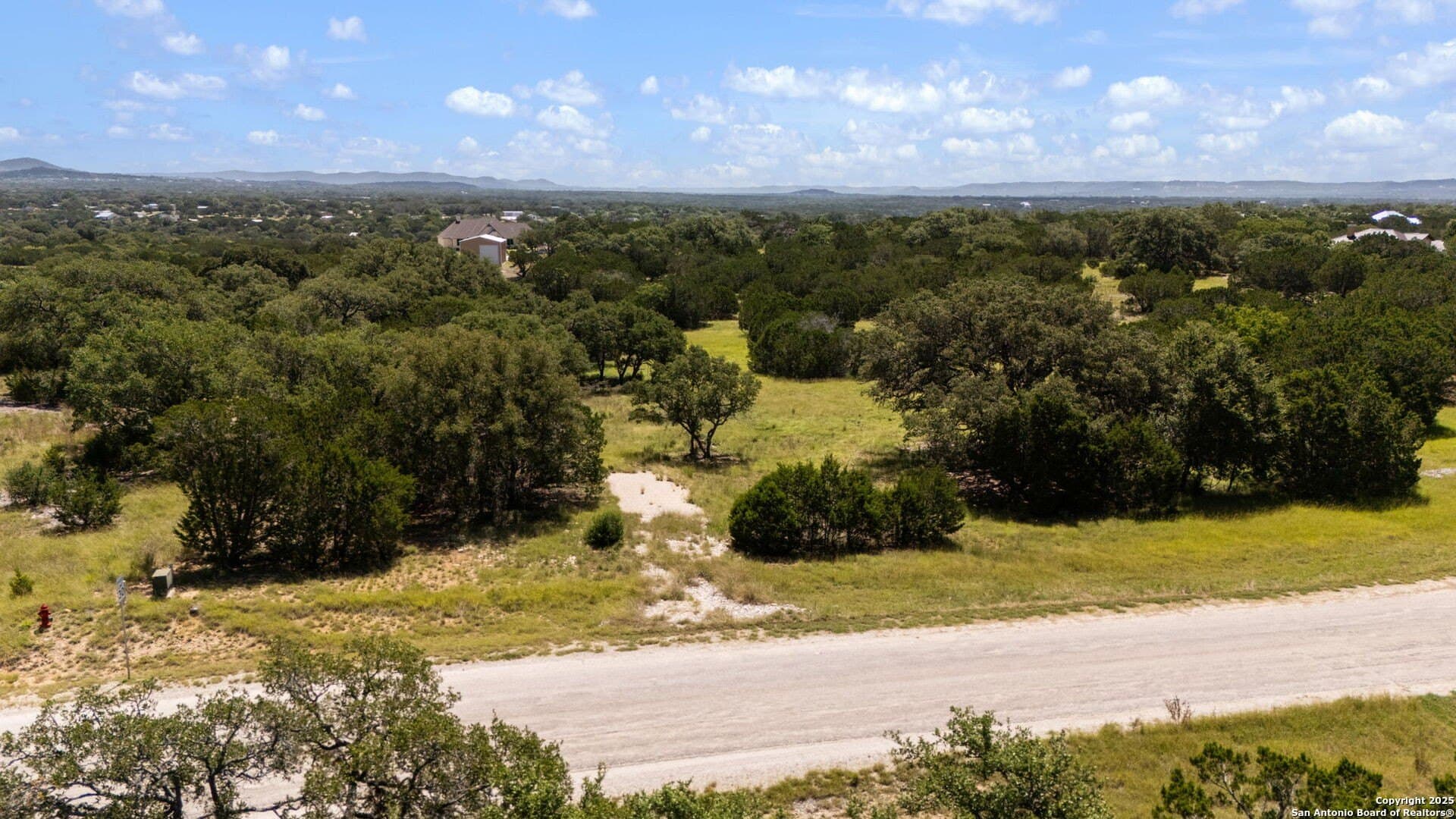 2 acres in Bandera County - photo 27