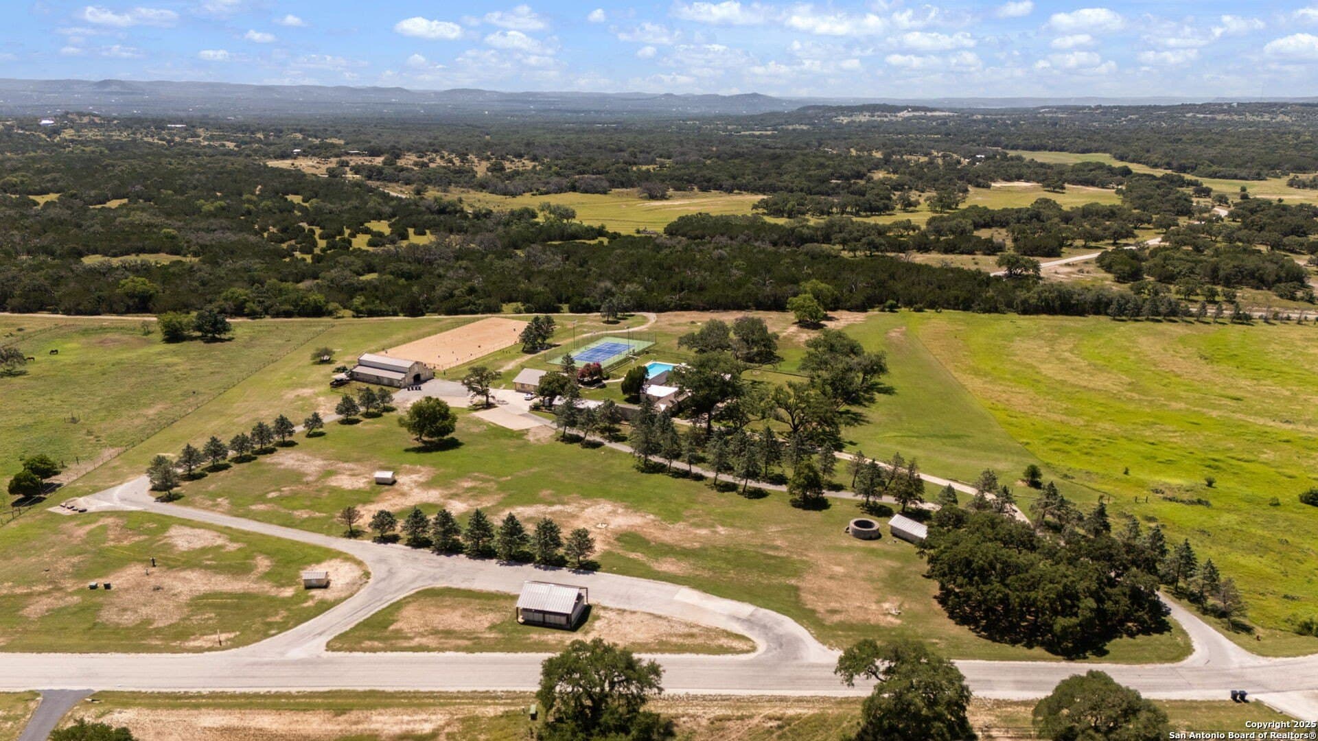 2 acres in Bandera County - photo 18