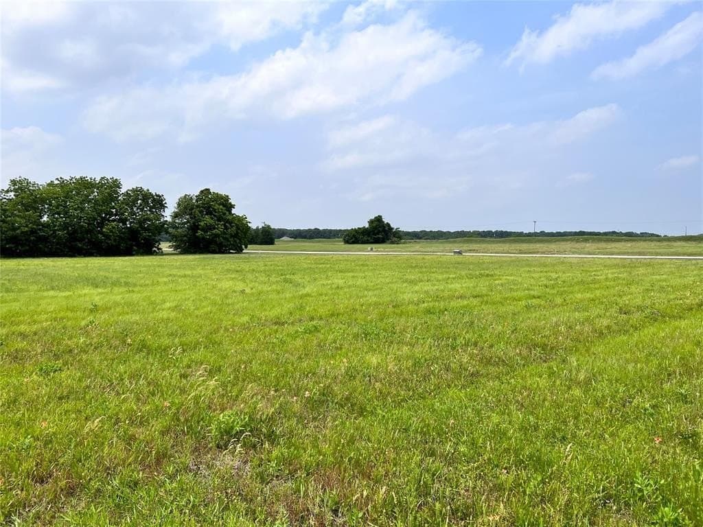 1.02 acres in Navarro County - photo 16