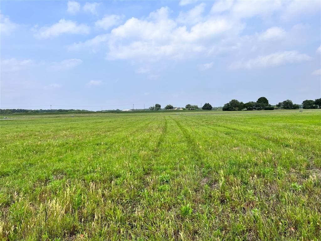 1.02 acres in Navarro County - photo 20