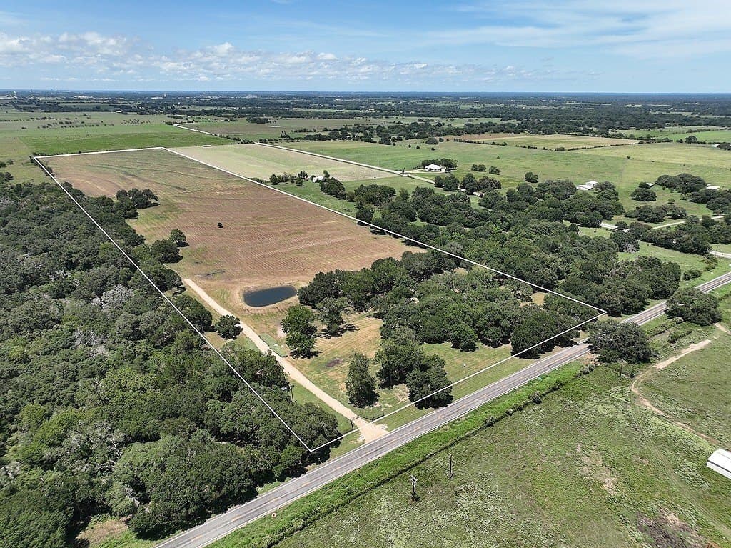 49.48 acres in Colorado County - photo 3