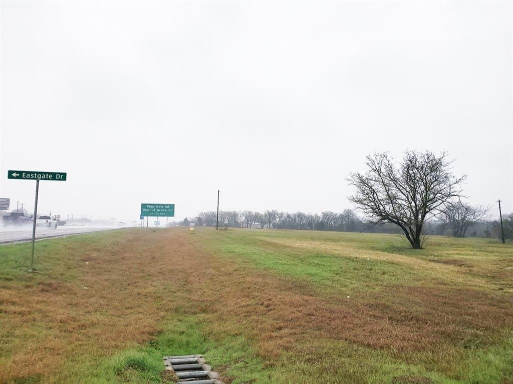 7.42 acres in Ellis County - photo 4