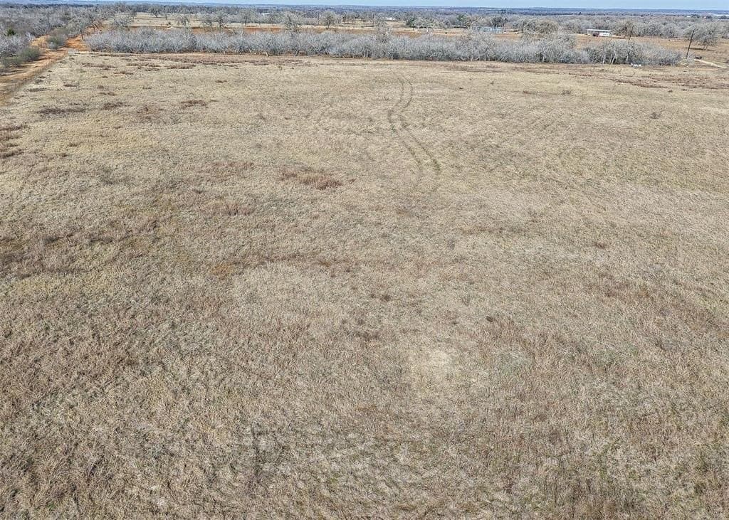 6.65 acres in Gonzales County - photo 9