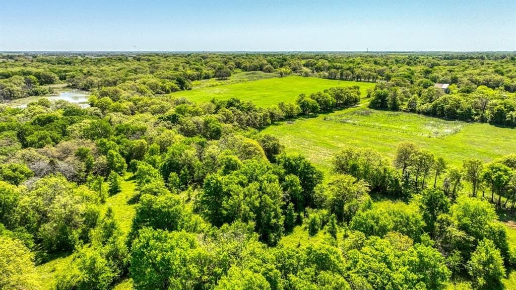 406 acres in Hill County - photo 33