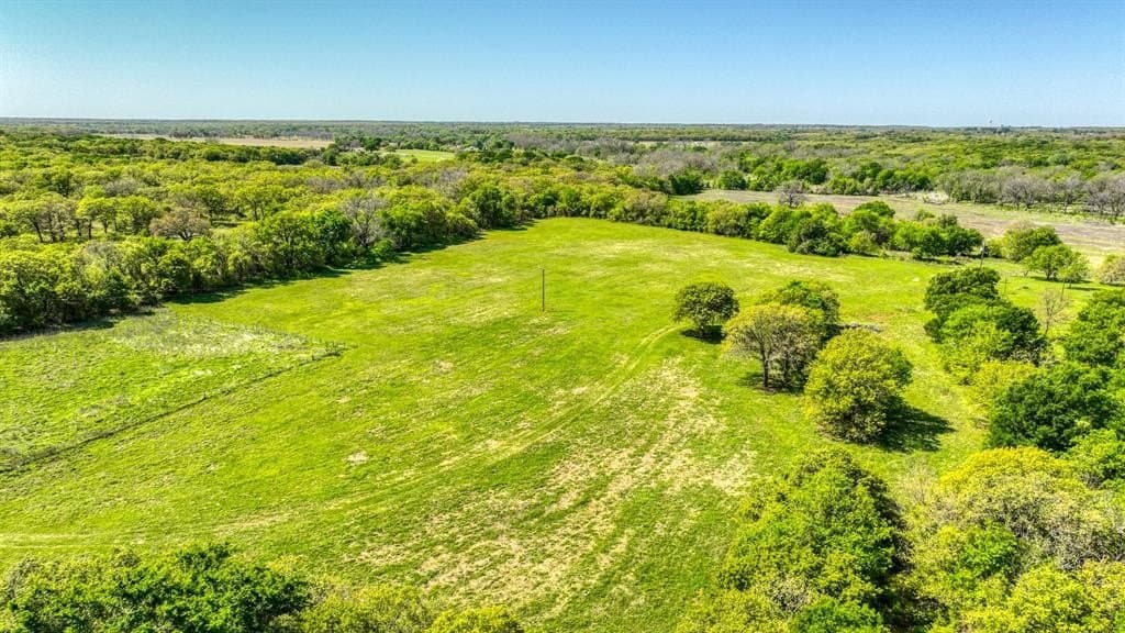 406 acres in Hill County - photo 17