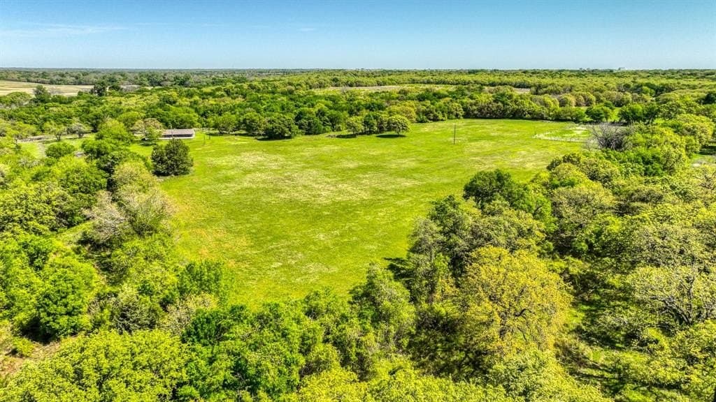 406 acres in Hill County - photo 25