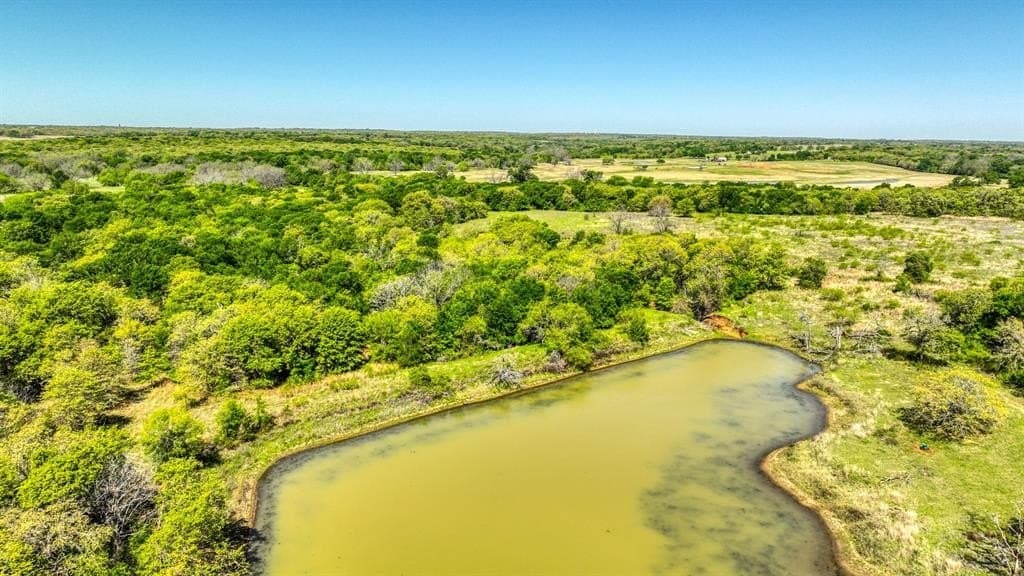406 acres in Hill County - photo 8