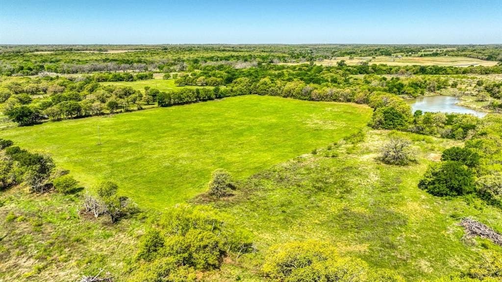 406 acres in Hill County - photo 4