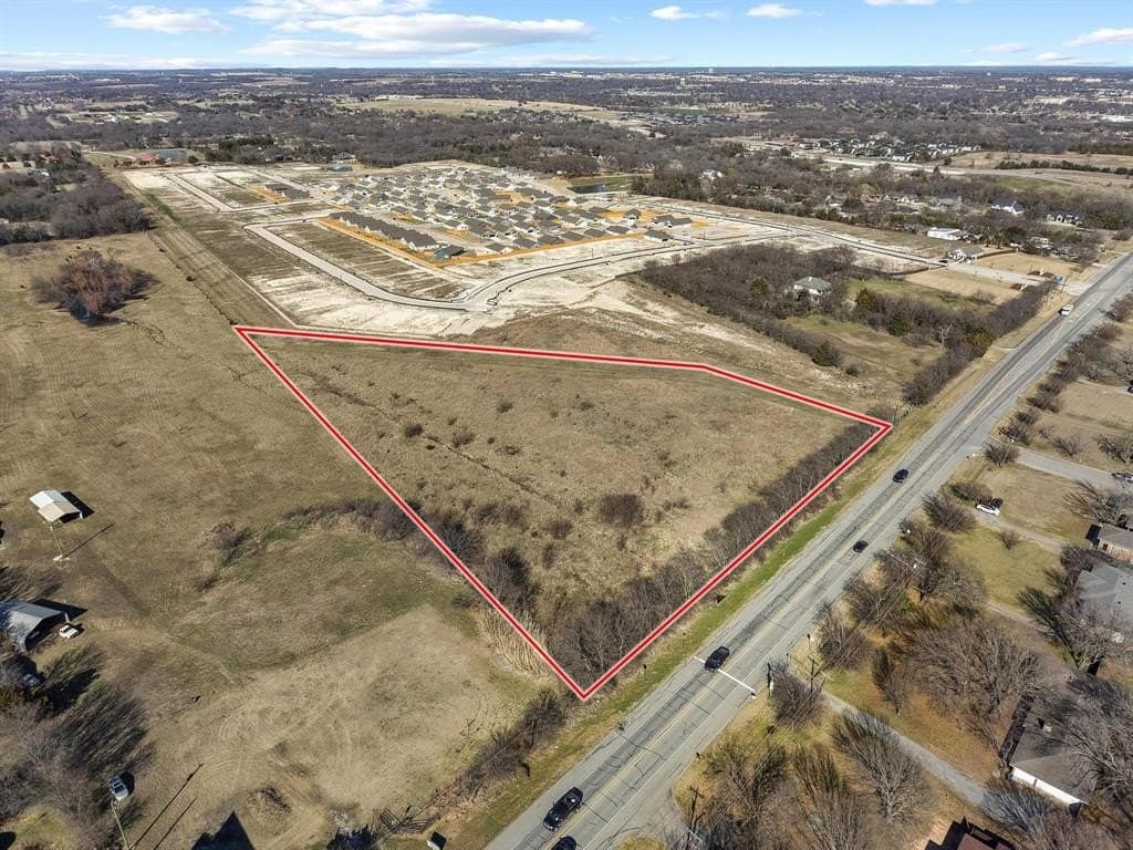 5.75 acres in Grayson County - photo 2