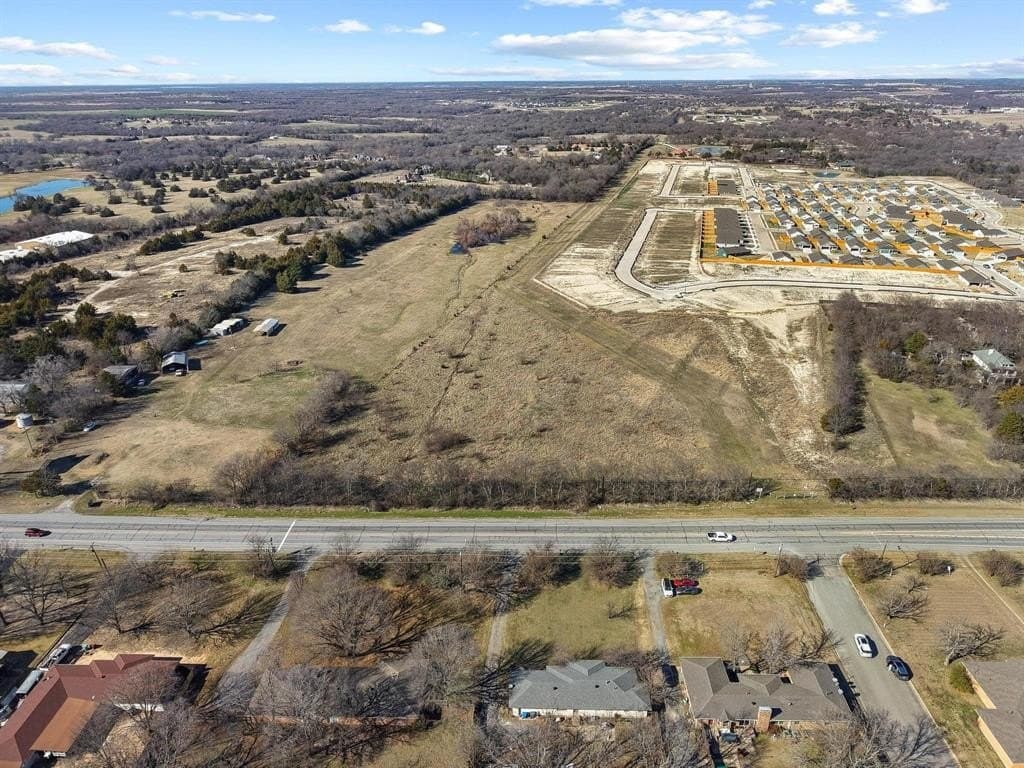 5.75 acres in Grayson County - photo 9