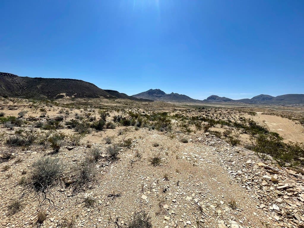 320 acres in Brewster County - photo 46