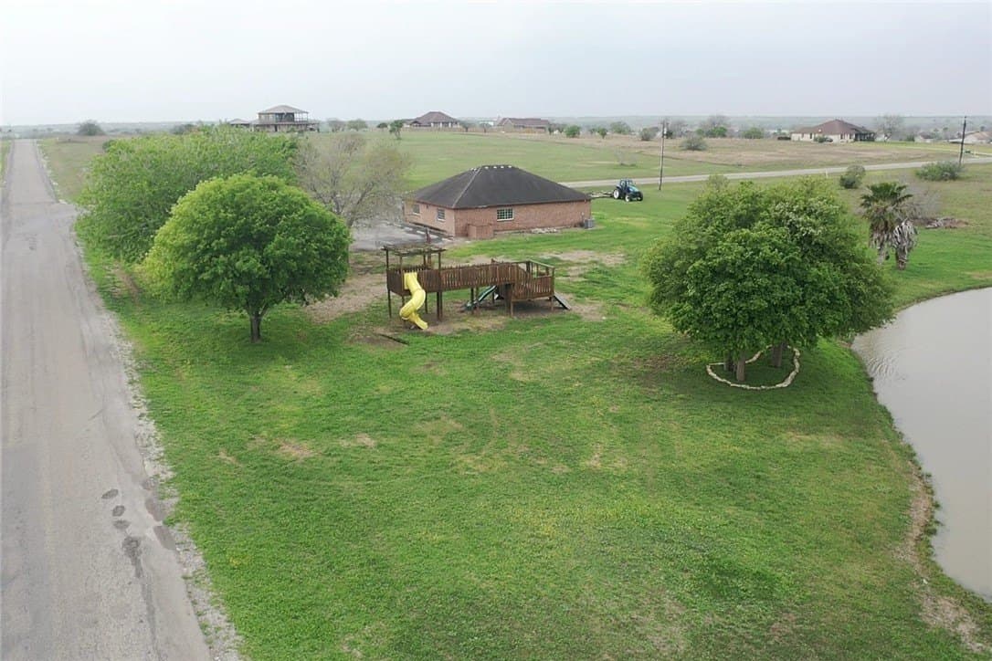 1.28 acres in Jim Wells County - photo 8