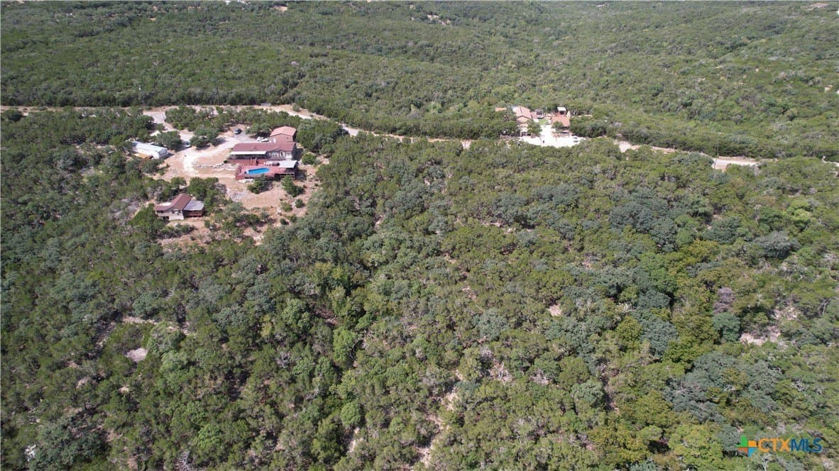 5.32 acres in Bandera County - photo 8