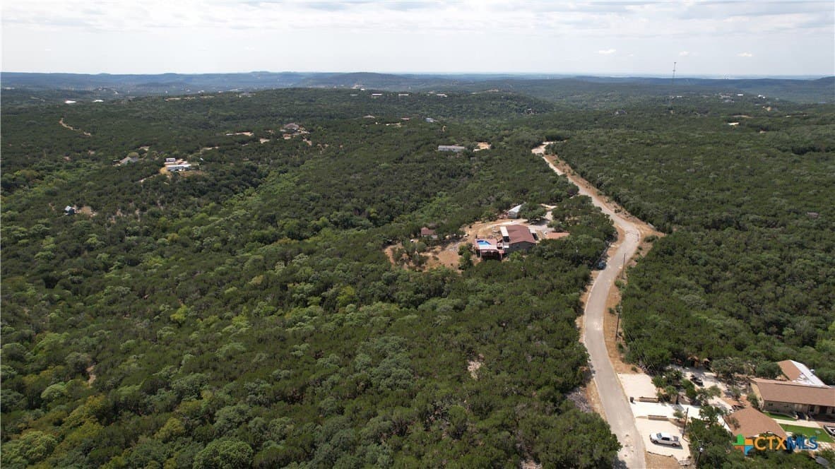 5.32 acres in Bandera County - photo 3