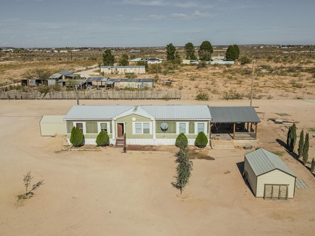 10 acres in Pecos County - photo 4