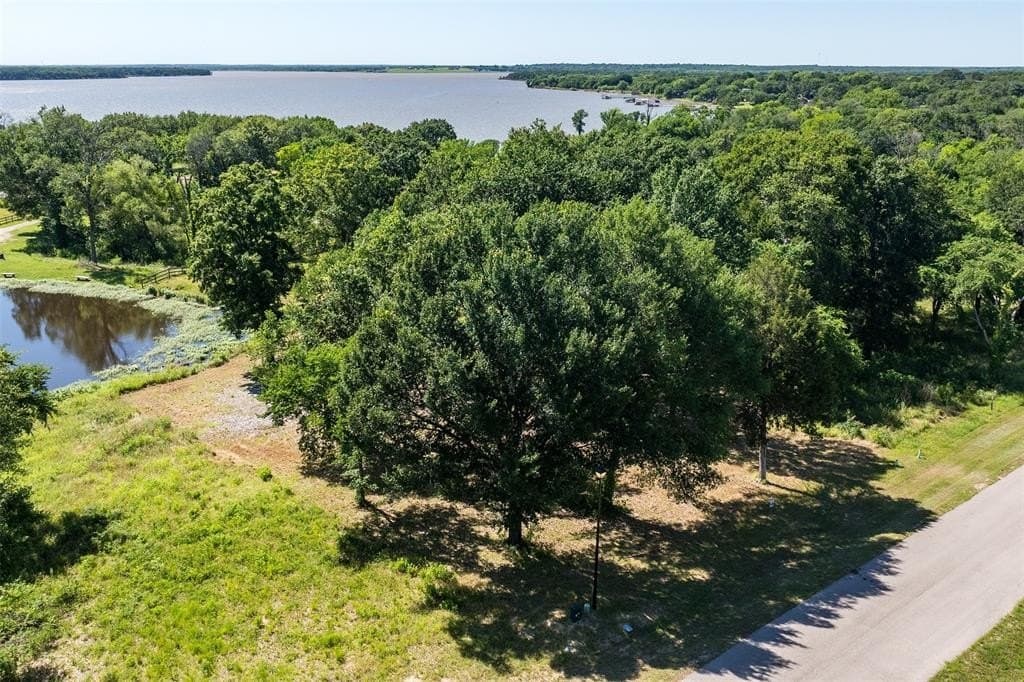 0.55 acres in Kaufman County - photo 9