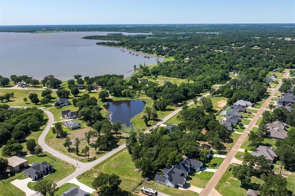0.55 acres in Kaufman County - photo 4