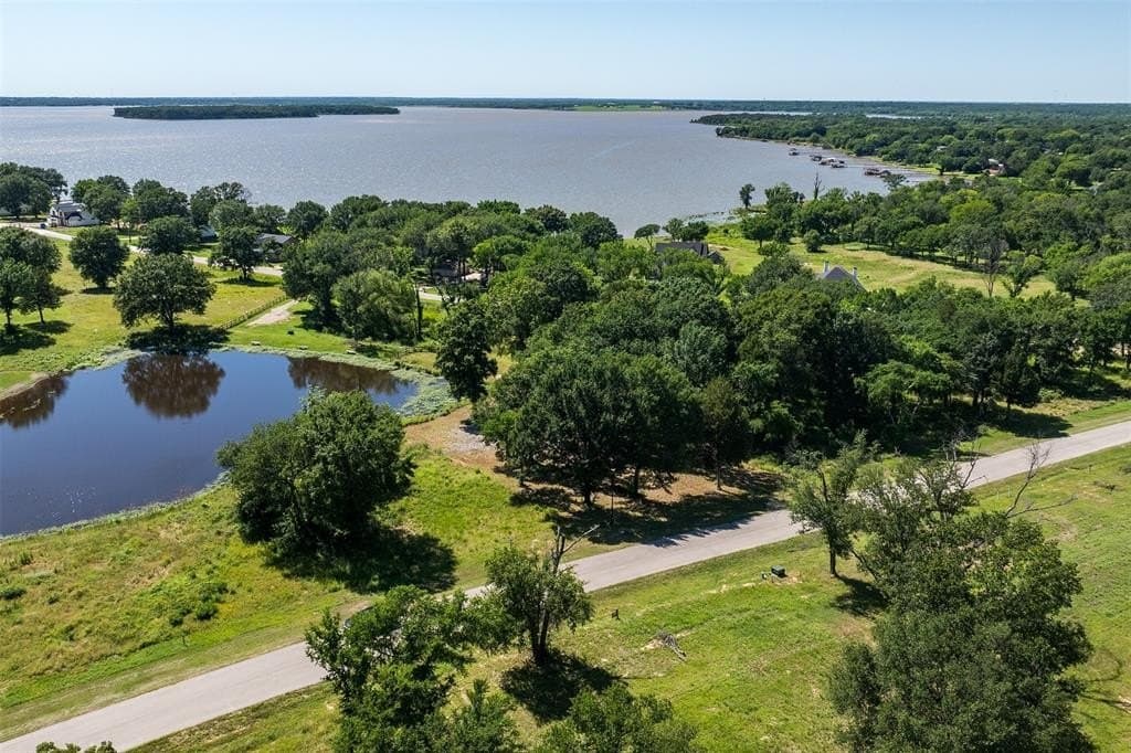 0.55 acres in Kaufman County - photo 13