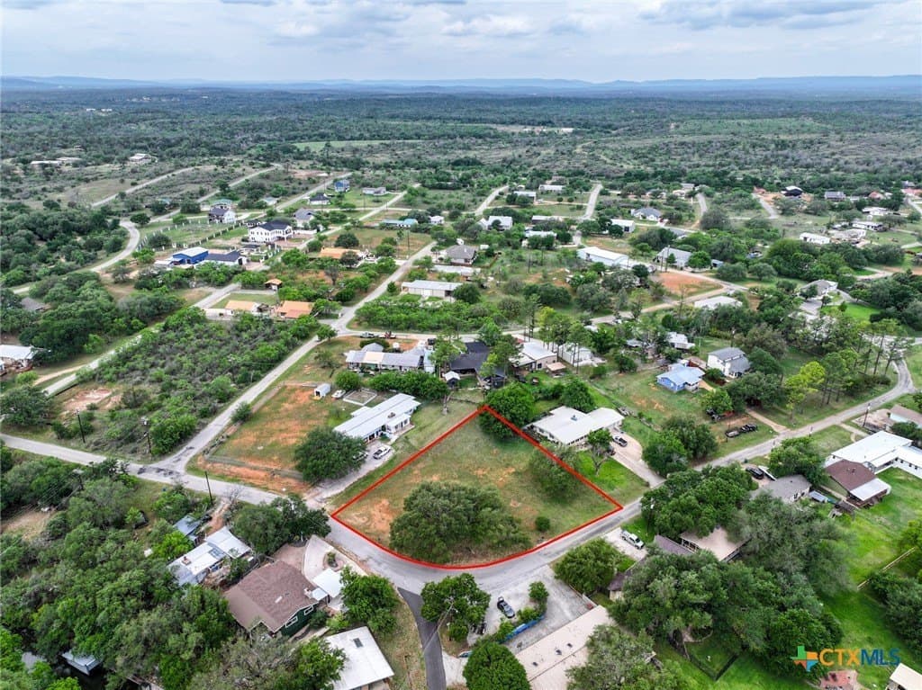 Sandy Harbor Drive lot: 3