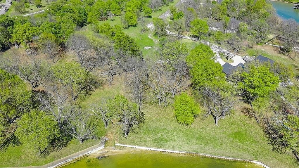 0.94 acres in Navarro County - photo 14
