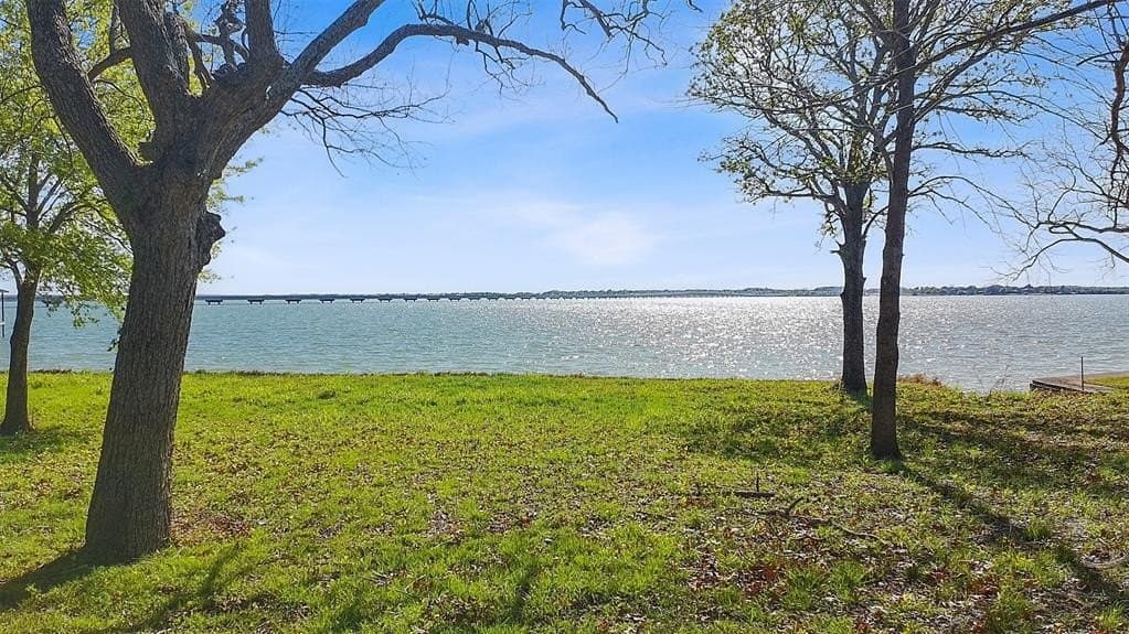 0.94 acres in Navarro County - photo 2