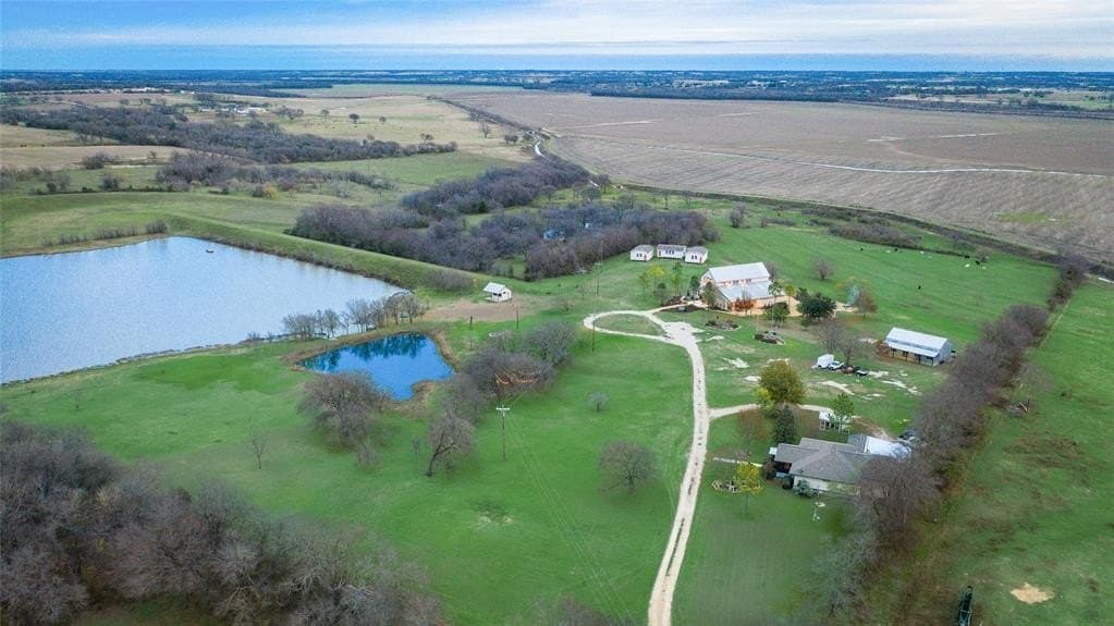 66.47 acres in Ellis County - photo 2
