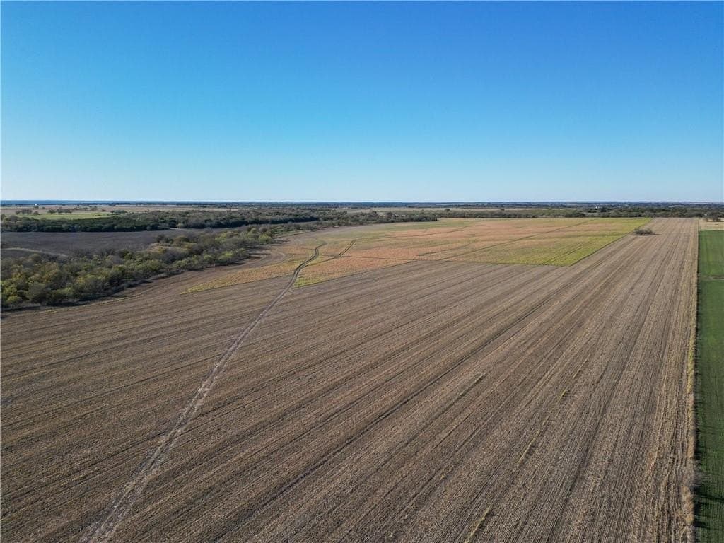 36 acres in McLennan County - photo 5