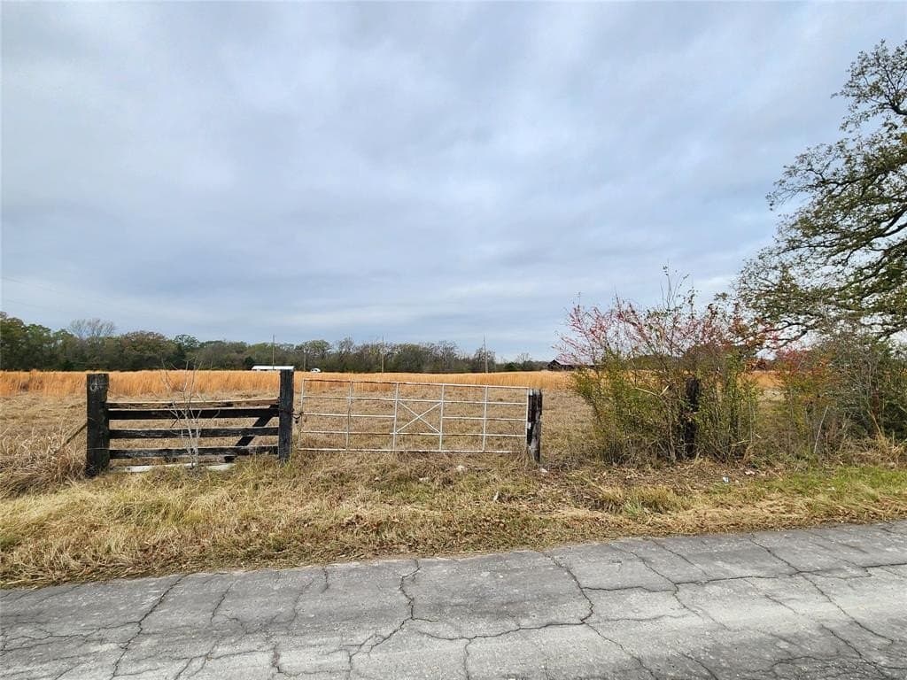 2 acres in Wood County - photo 2