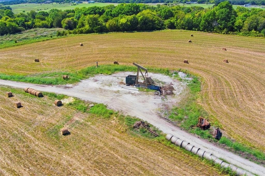 34.08 acres in Wise County - photo 14