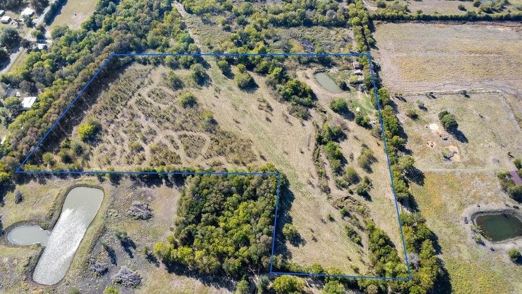 16.93 acres in Delta County - photo 3