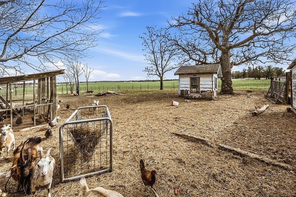 2.1 acres in Robertson County - photo 21