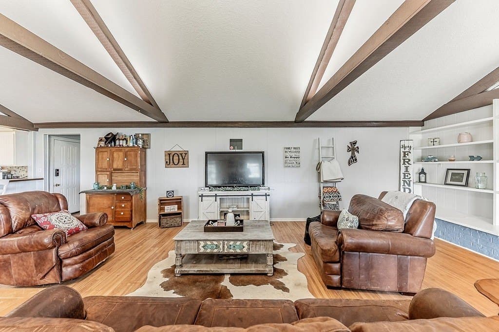 2.1 acres in Robertson County - photo 4