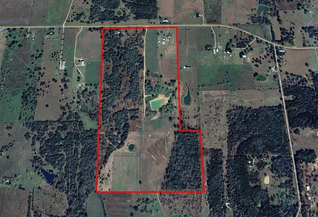 175.86 acres in Colorado County - photo 25