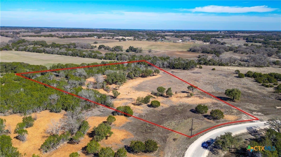 Burnet Oaks Drive lot: 21