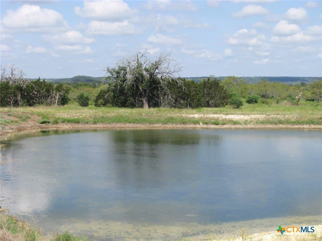 10.01 acres in Hamilton County - photo 2
