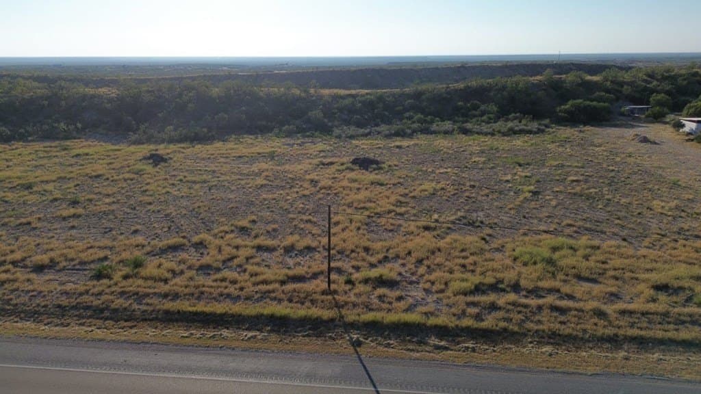 10.01 acres in Maverick County - photo 5