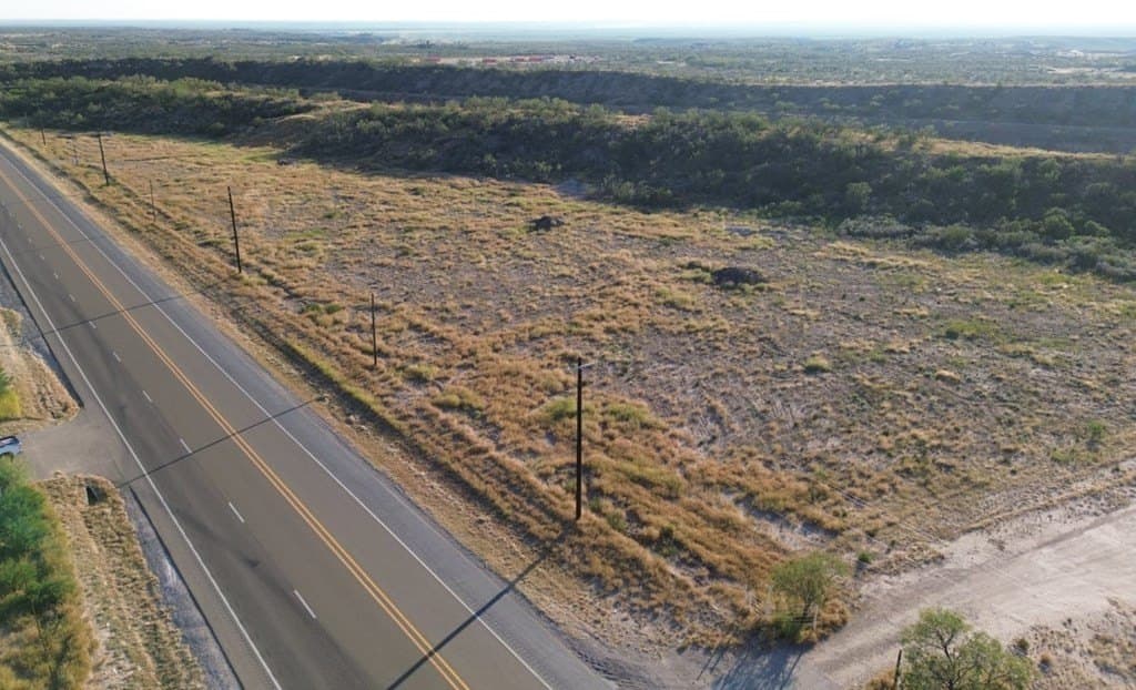 10.01 acres in Maverick County - photo 8