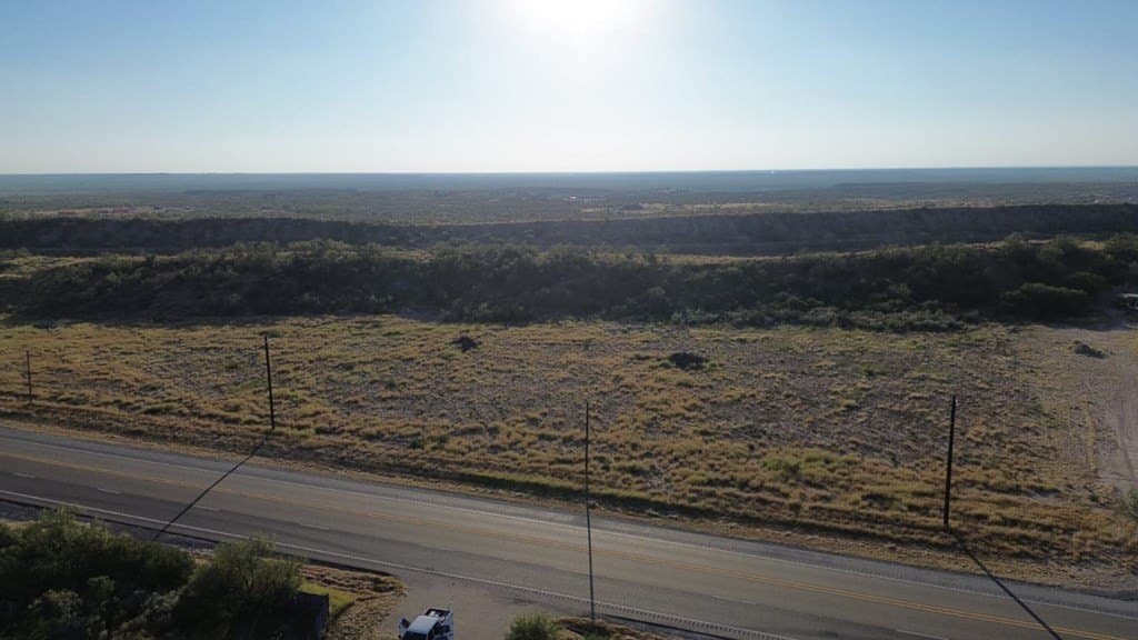 10.01 acres in Maverick County - photo 9